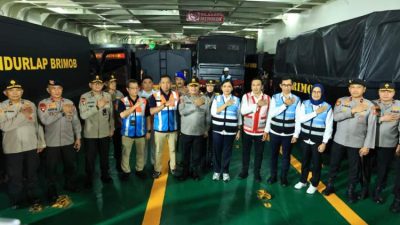 Polri Kirim Pasukan dan Logistik ke Sumatera, Perkuat Misi Kemanusiaan Bersama PT Pelni