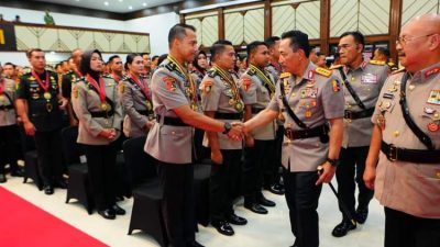 Kapolri Pimpin Penutupan Pendidikan Sespim Polri TA 2025 di Lemdiklat Polri