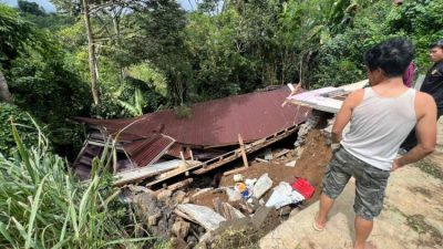 Tanah Longsor Rusak Rumah Warga di Kepahiang, Kerugian Capai Rp100 Juta