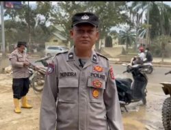 Tim SAR Pasukan Pelopor Bantu Warga Sumbar