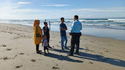 Patroli Dialogis di Pantai Pasir Putih dan Pantai Panjang