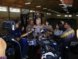 Slog Polri Distribusi Bantuan Bencana Melalui Jalur Udara dan Laut
