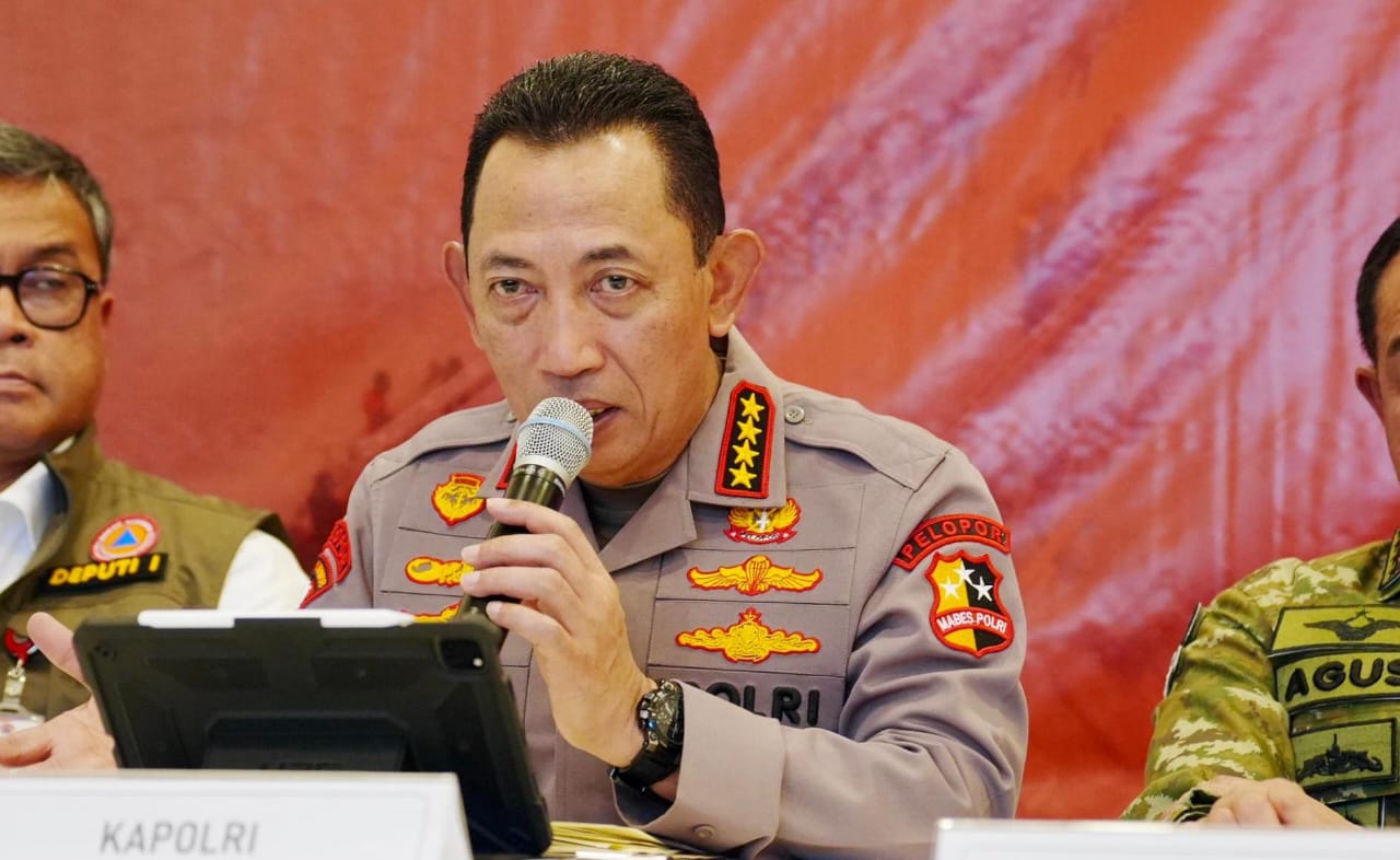 Polri Kerahkan 11.625 Personel Tangani Bencana di Sumatera