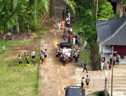 Brimob Polda Sumbar Pastikan Internet Lancar di Posko Kemanusiaan Agam