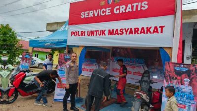 Polri Servis Motor Gratis untuk Warga Terdampak Banjir di Padang Pariaman