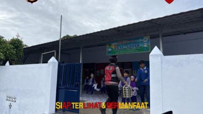 Ditsamapta Polda Bengkulu Kawal Distribusi MBG ke Sekolah, Pastikan Aman dan Lancar
