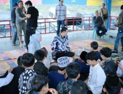 Bupati Rejang Lebong Ajak Anak Yatim Berwisata Gratis di Danau Mas Harun Bastari