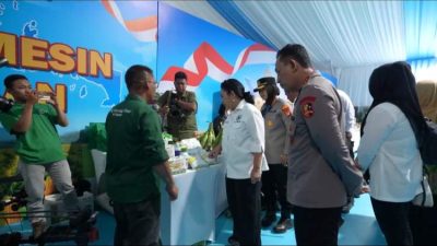 Kapolri dan Ketua Komisi IV Panen Raya Jagung di Bekasi, Perkuat Ketahanan Pangan