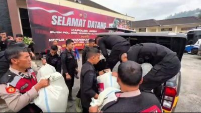 Kapolres Aceh Tengah Tembus Medan Sulit, Salurkan Bantuan dan Layanan Kesehatan ke Desa Terisolir