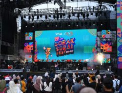 Sorak Sorai Festival Meriahkan Nataru di TMII, Bank Raya dan Visa Kenalkan Kartu Debit Digital
