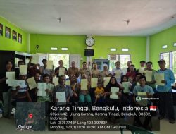 Warga Ujung Karang dan Taba Terunjam Terima Sertipikat Tanah