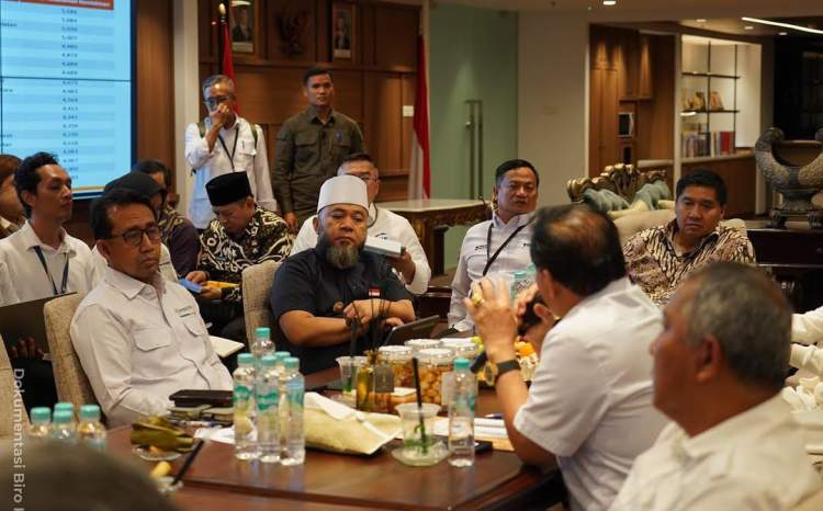Gubernur Bengkulu Helmi Hasan bertemu Menteri PKP Maruarar Sirait di Jakarta membahas percepatan program perumahan dan rumah subsidi di Bengkulu