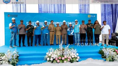 Bupati Kaur Gusril Pausi meresmikan operasional Gardu Induk 150 kV Manna–Bintuhan bersama PLN di Desa Kasuk Baru