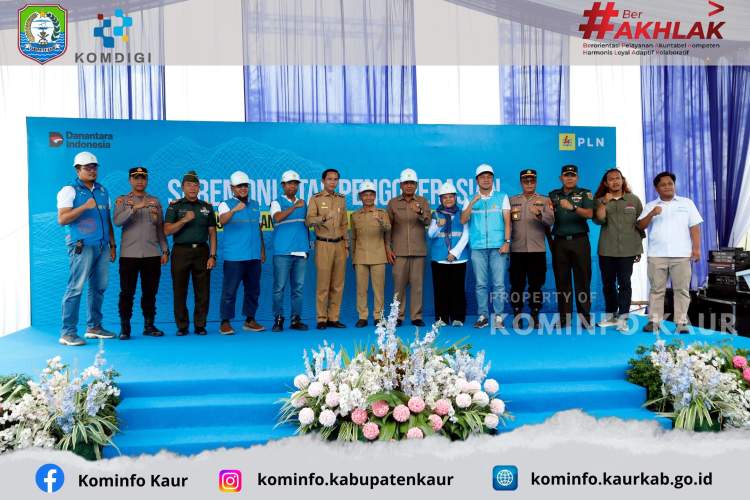 Bupati Kaur Gusril Pausi meresmikan operasional Gardu Induk 150 kV Manna–Bintuhan bersama PLN di Desa Kasuk Baru
