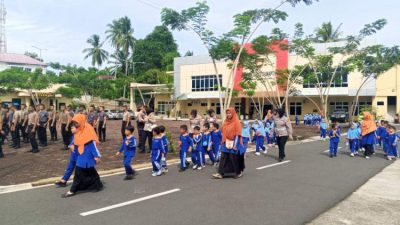 Anak TK Insan Madani Belajar Jadi Polisi di Polda Bengkulu