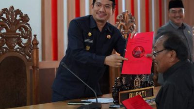 DPRD Bengkulu Utara Sahkan Dua Perda Strategis