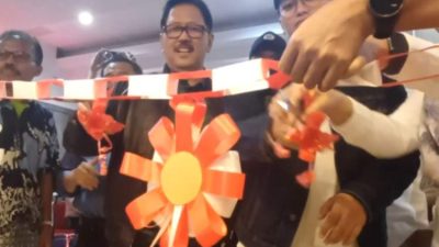 Lapangan Padel Pertama di Bengkulu Resmi Dibuka, D’Gendiz Hadir di Mega Mall