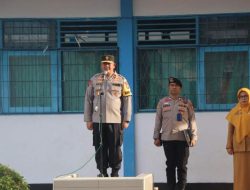Wakapolda Bengkulu Jadi Pembina Upacara di SMAN 2