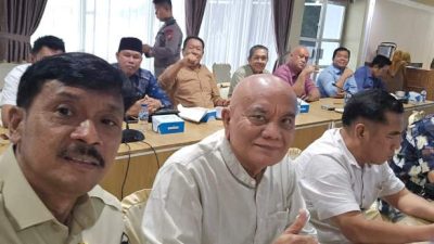 Suharto Ketua Fraksi Gerindra DPRD Bengkulu berbicara dalam rapat Banggar tentang perubahan APBD 2026.