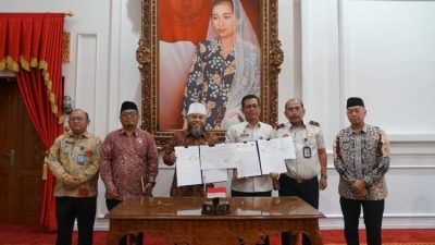 Gubernur Bengkulu Helmi Hasan menandatangani NPHD hibah lahan untuk pembangunan Kanwil Imigrasi dan Kanwil Pemasyarakatan