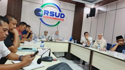 Pejabat Pemkab Rejang Lebong membahas perubahan struktur organisasi RSUD untuk meningkatkan pelayanan kesehatan masyarakat.