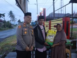 Kapolres Kepahiang Subuh Keliling, Salurkan Bansos untuk Warga Desa Suro Lembak