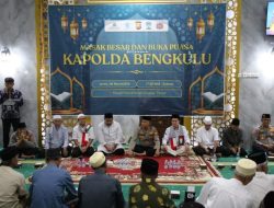 Kapolda Bengkulu Masak Besar 600 Porsi, Buka Puasa Bareng KAMMI di Kampoeng Ramadan Merah Putih