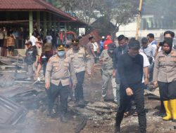 Kebakaran Pasar Sidomukti Hanguskan 17 Los, Kerugian Rp900 Juta