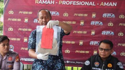 Pelajar diamankan polisi setelah ditemukan 19 paket ganja di Curup Utara Rejang Lebong