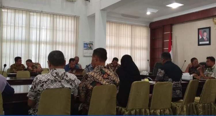 Rapat Pemkab Asahan mempersiapkan observasi KPK program kabupaten percontohan anti korupsi 2026.