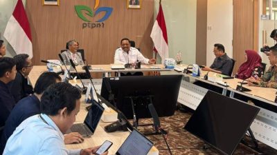 Wakil Gubernur Bengkulu Mian bertemu Direktur Utama PTPN I Tedy Yunirman Danas membahas hibah lahan untuk pembangunan bandara TNI AU di Bengkulu.