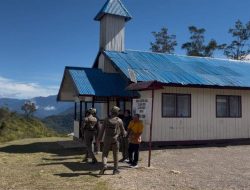 Ops Damai Cartenz Jaga Ibadah Aman di Sinak