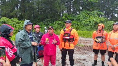 Hari Kedua, Wawali Pimpin Langsung Pencarian Nelayan Tenggelam