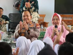 Kapolres Bengkulu Utara Sentuh Hati Anak SLB Gunung Selan