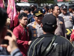 Aksi Unras Mahasiswa di DPRD Prov Berlangsung Tertib