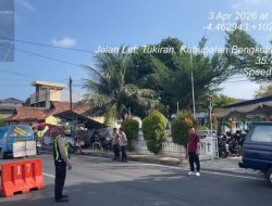 Polisi Amankan Jumat Agung di Manna, Ibadah Berlangsung Khidmat