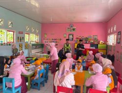 Polisi Ajari Anak TK Tertib Lalu Lintas di Kepahiang