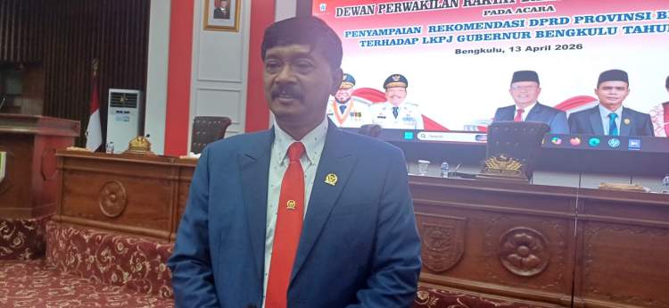 rapat paripurna DPRD Bengkulu LKPJ Gubernur 2025