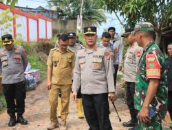 Kapolda Bengkulu Tinjau Dampak Hujan Deras dan Angin Kencang, 100 Personel Dikerahkan