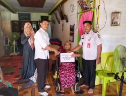 BLT DD Lubuk Gedang Cair, Pemdes Antar Langsung ke Rumah Warga Sakit dan Lansia