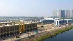 Ilustrasi bangunan ruko di kawasan perkotaan yang menjelaskan perubahan status HGB menjadi Hak Milik sesuai aturan ATR/BPN