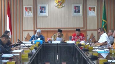 Suasana rapat antara Pemprov Bengkulu dan DPD RI membahas sengketa lahan eks Lapter II Manna bersama berbagai pihak terkait di ruang pertemuan resmi