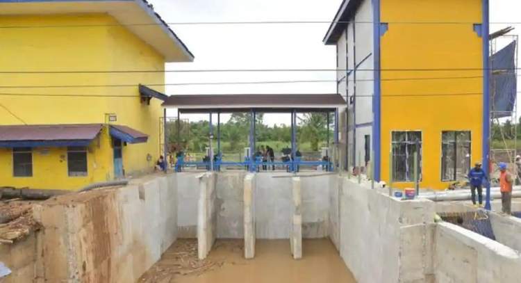 pintu air Tanjung Agung Bengkulu dengan sistem pompa pengendalian banjir yang baru selesai dibangun