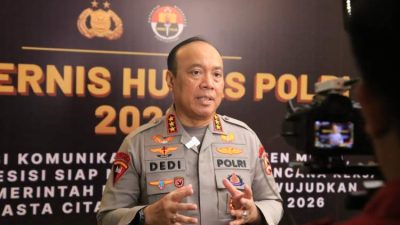Wakapolri Komjen Pol Dedi Prasetyo memberikan arahan dalam Rakernis Humas Polri T.A. 2026 di Jakarta