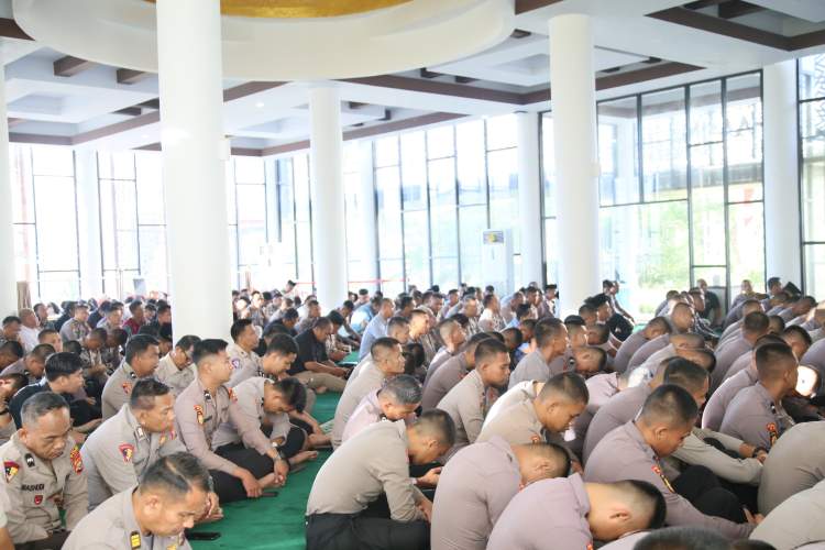 Kegiatan pembinaan rohani lintas agama personel Polda Bengkulu di pagi hari