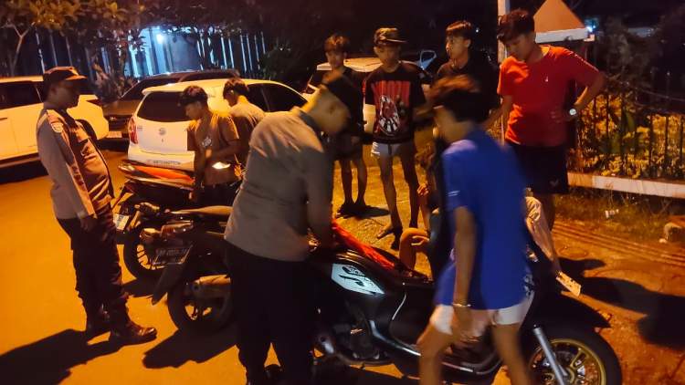 Polisi patroli malam di Bengkulu menyasar remaja