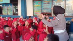 Polisi Jadi Sahabat Anak, TK Ini Belajar Lalu Lintas dengan Cara Seru