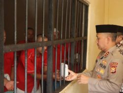Kapolda Turun ke Rutan, Tahanan Dapat Nasi Padang