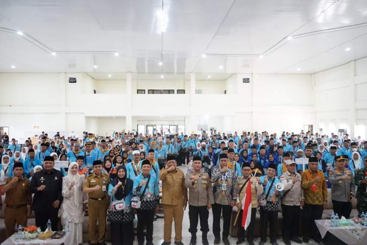 Wagub Bengkulu melepas ratusan jemaah haji di Wisma Haji Kota Bengkulu