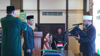 Gubernur Bengkulu Helmi Hasan melantik Direktur Kepatuhan Bank Bengkulu di Graha Bank Bengkulu